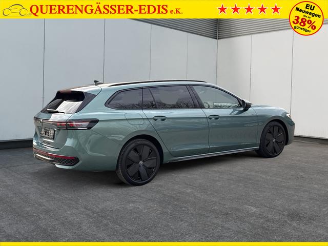Volkswagen / Passat Variant / Gr&uuml;n / / / 4WD+BLACK+PANO+AHK+DCC+MATRIX+HARMAN