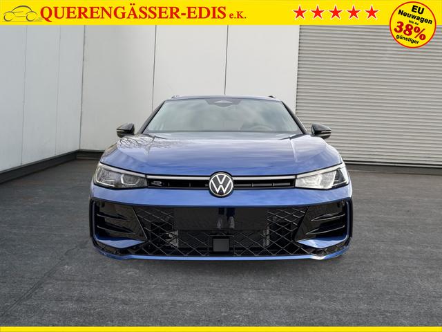 Volkswagen / Passat Variant / Blau / / / 4WD+BLACK+PANO+AHK+DCC+MATRIX+HARMAN