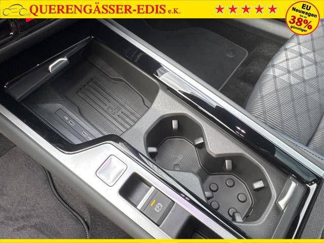 Volkswagen / Passat Variant / Gr&uuml;n / / / 4WD+BLACK+PANO+AHK+DCC+MATRIX+HARMAN