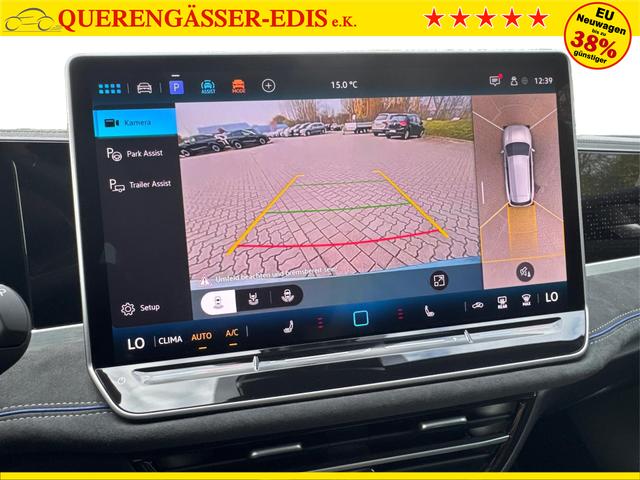 Volkswagen / Passat Variant / Gr&uuml;n / / / 4WD+BLACK+PANO+AHK+DCC+MATRIX+HARMAN