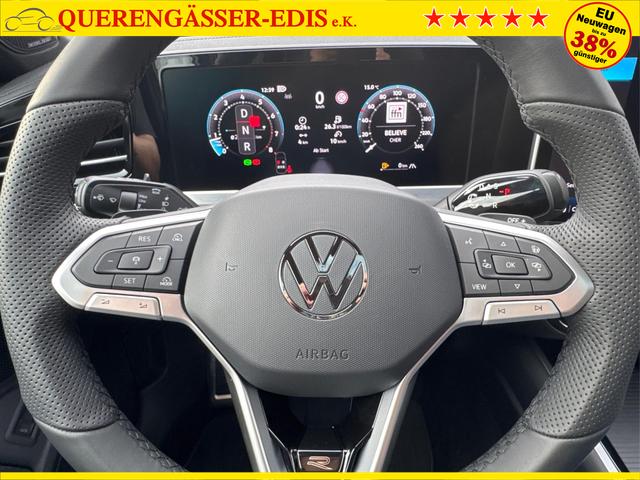 Volkswagen / Passat Variant / Gr&uuml;n / / / 4WD+BLACK+PANO+AHK+DCC+MATRIX+HARMAN
