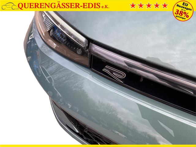 Volkswagen / Passat Variant / Gr&uuml;n / / / 4WD+BLACK+PANO+AHK+DCC+MATRIX+HARMAN