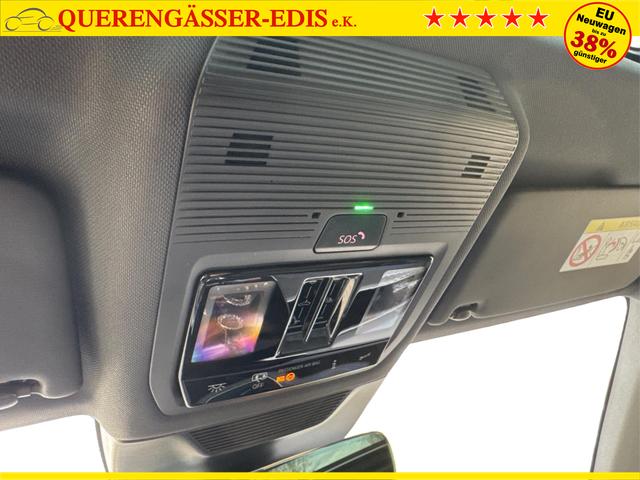 Volkswagen / Passat Variant / Gr&uuml;n / / / 4WD+BLACK+PANO+AHK+DCC+MATRIX+HARMAN