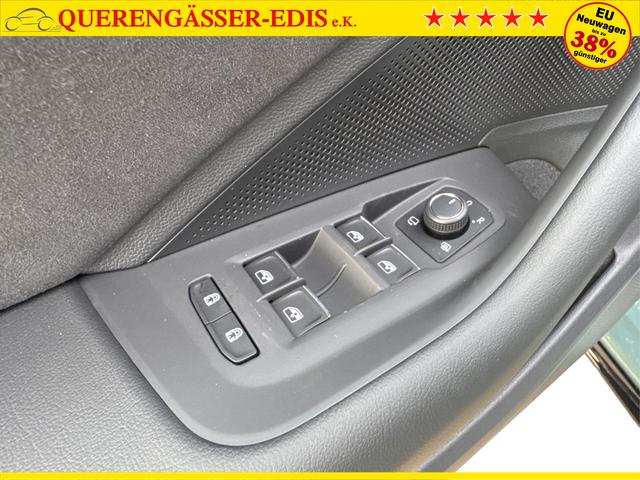 Volkswagen / Passat Variant / Gr&uuml;n / / / 4WD+BLACK+PANO+AHK+DCC+MATRIX+HARMAN