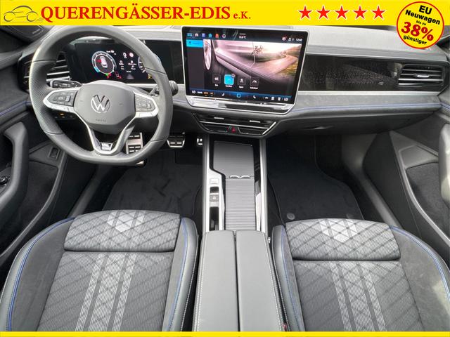 Volkswagen / Passat Variant / Gr&uuml;n / / / 4WD+BLACK+PANO+AHK+DCC+MATRIX+HARMAN