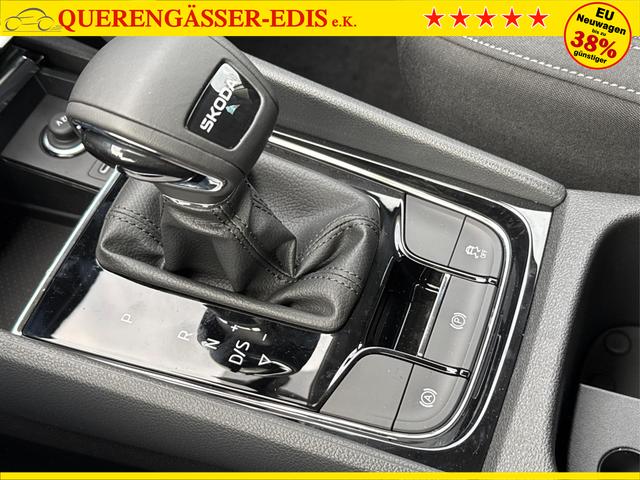 Skoda / Karoq / Silber / / / AHK+KAMERA+EL. HECKKL.+SHZ+ACC+KESSY+18''ALU