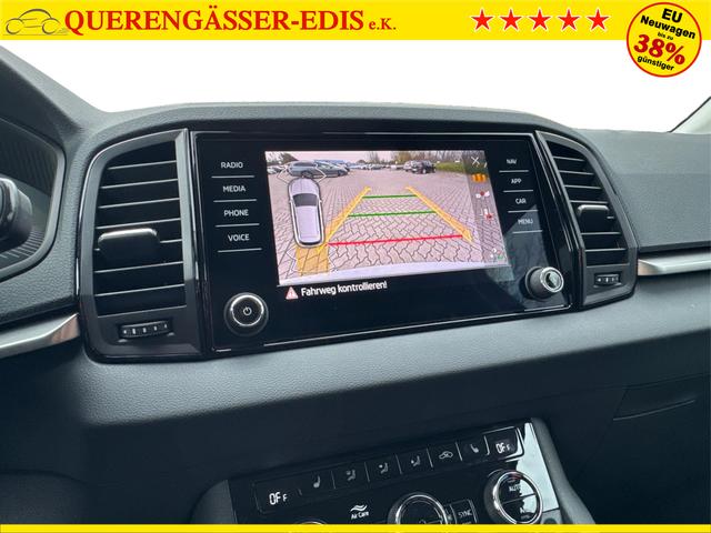 Skoda / Karoq / Grau / / / AHK+KAMERA+EL. HECKKL.+SHZ+ACC+KESSY+18''ALU