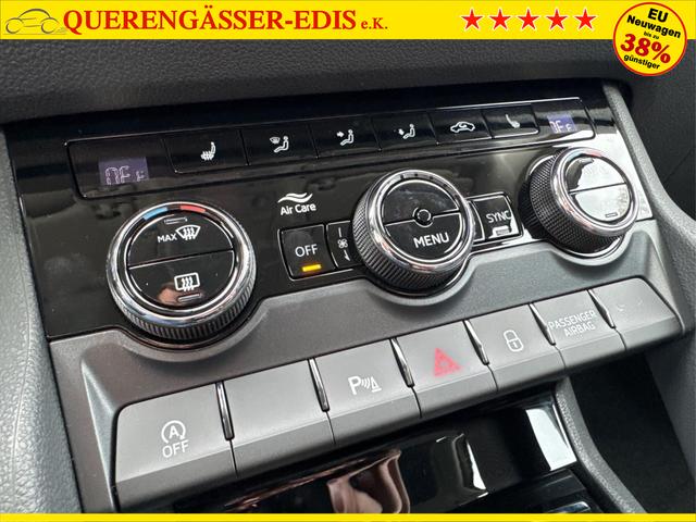 Skoda / Karoq / Grau / / / AHK+KAMERA+EL. HECKKL.+SHZ+ACC+KESSY+18''ALU