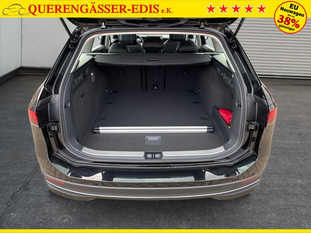 Volkswagen / Passat Variant / Schwarz / / / DSG+AHK+MASSAGE+NAVI+ACC+KAMERA+LED+17 ALU
