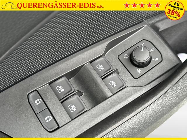 Skoda / Octavia Combi / Wei&szlig; / / / AHK+KAMERA+ACC+EL. HECKKL+SHZ