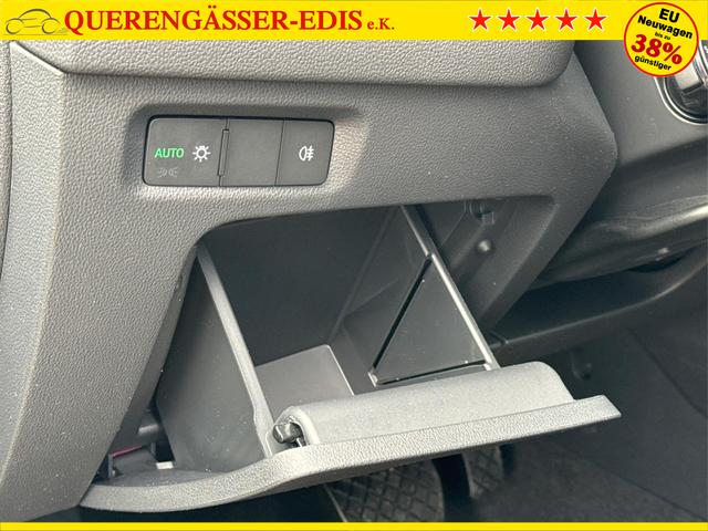 Skoda / Octavia Combi / Grau / / / AHK+KAMERA+ACC+EL. HECKKL+SHZ