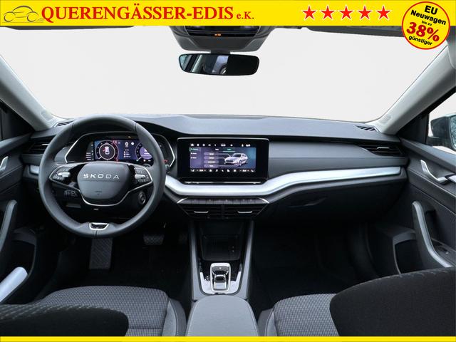 Skoda / Octavia Combi / Schwarz / / / AHK+KAMERA+ACC+EL. HECKKL+SHZ