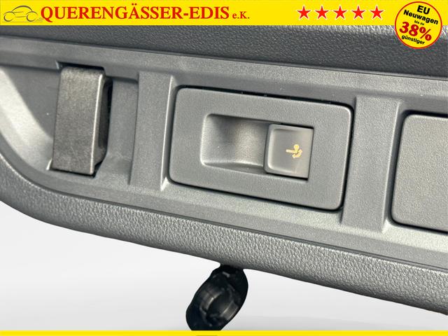 Skoda / Octavia Combi / Schwarz / / / AHK+KAMERA+ACC+EL. HECKKL+SHZ