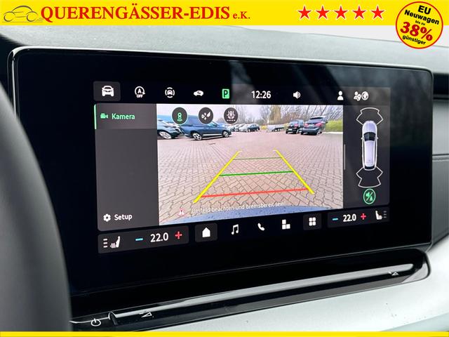 Skoda / Octavia Combi / Schwarz / / / AHK+KAMERA+ACC+EL. HECKKL+SHZ