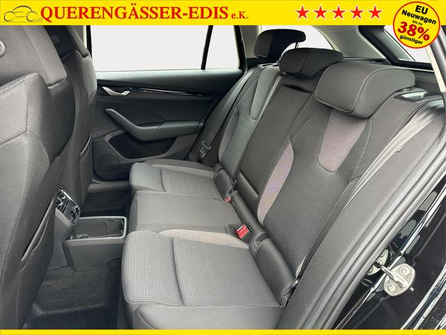 Skoda / Octavia Combi / Schwarz / / / AHK+KAMERA+ACC+EL. HECKKL+SHZ