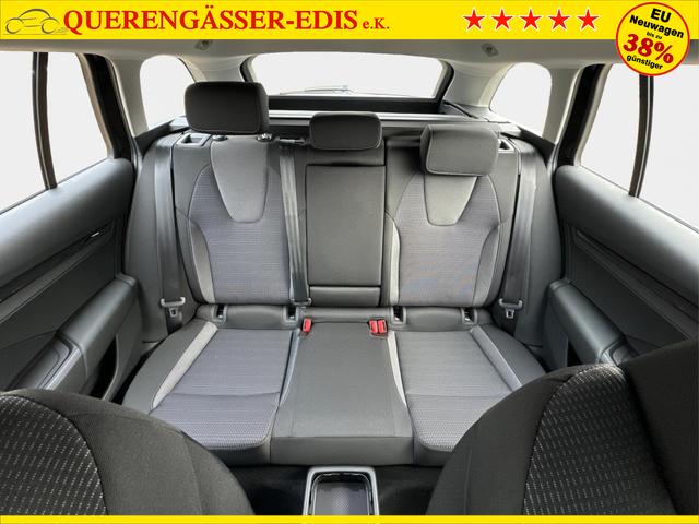 Skoda / Octavia Combi / Schwarz / / / AHK+KAMERA+ACC+EL. HECKKL+SHZ