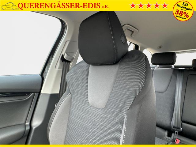 Skoda / Octavia Combi / Schwarz / / / AHK+KAMERA+ACC+EL. HECKKL+SHZ