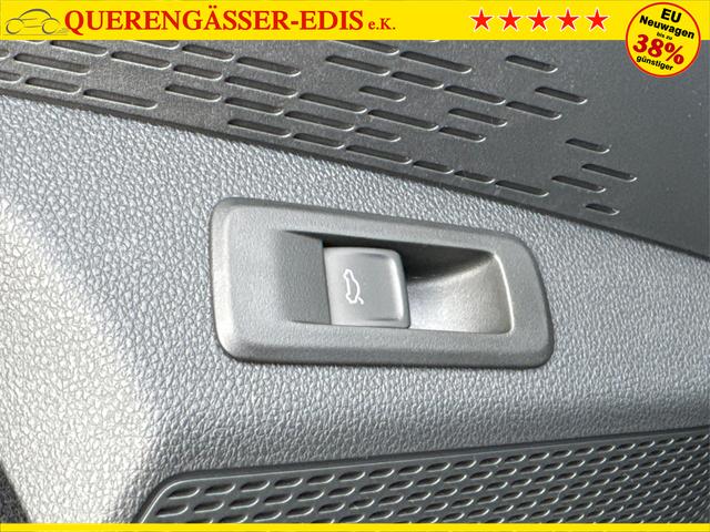 Skoda / Octavia Combi / Schwarz / / / AHK+KAMERA+ACC+EL. HECKKL+SHZ