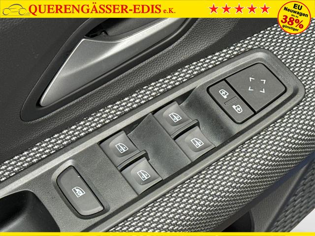 Dacia / Sandero / / / / KAMERA+SHZ + PDC+ DAB+ KLIMA