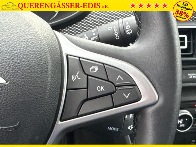 Dacia / Sandero / / / / KAMERA+SHZ + PDC+ DAB+ KLIMA