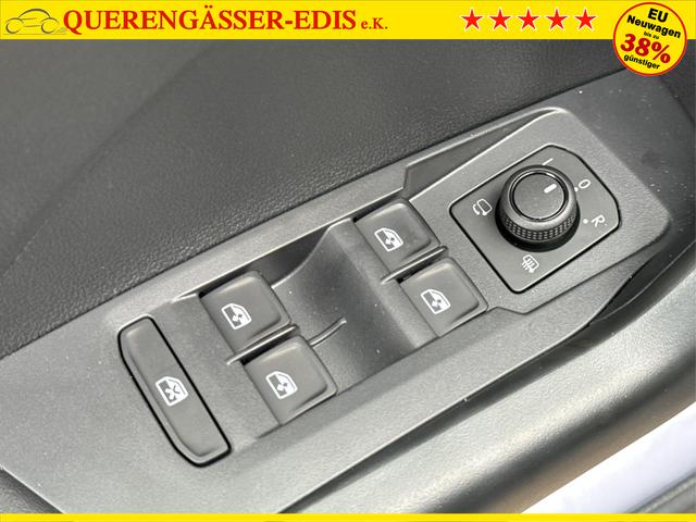 Volkswagen / T-Cross / Grau / / / MATRIX+KAMERA+ACC+KLIMA+SHZ+17 LM+KEYLESS