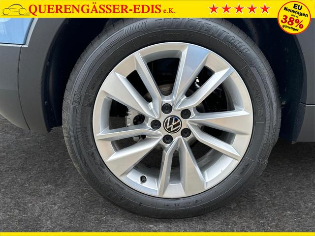 Volkswagen / T-Cross / Blau / / / MATRIX+KAMERA+ACC+KLIMA+SHZ+17 LM+KEYLESS