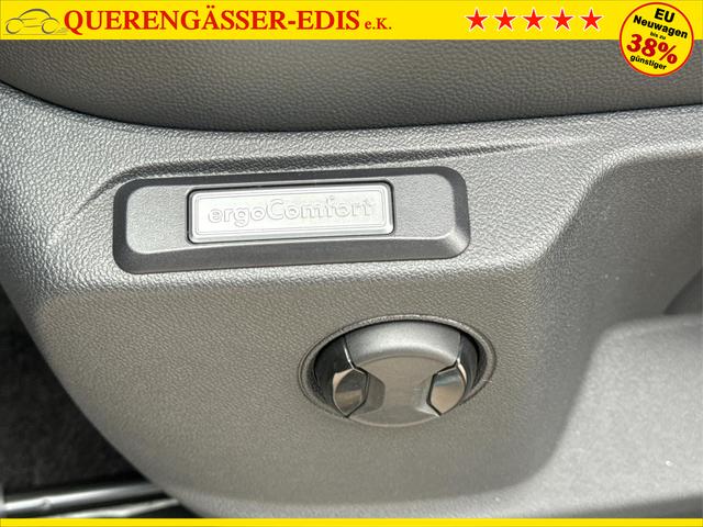 Volkswagen / Caddy / / / / LANE ASSIST+NAVI+KAM+SHZ+KLIMA+AHK+ACC