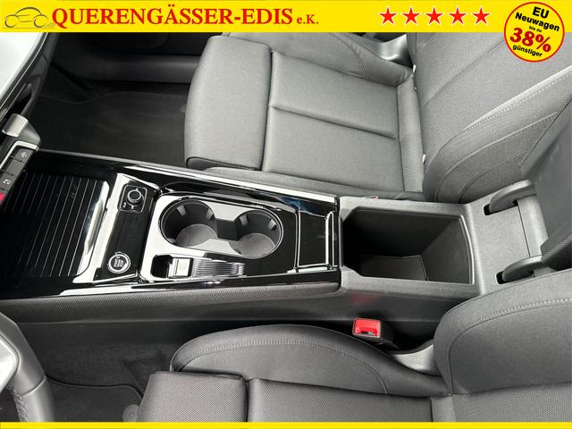 Audi / Q3 / Grau / / / *Neues Modell*NAVI+ACC+KAMERA+PDC+EL. HECKKL.+LED