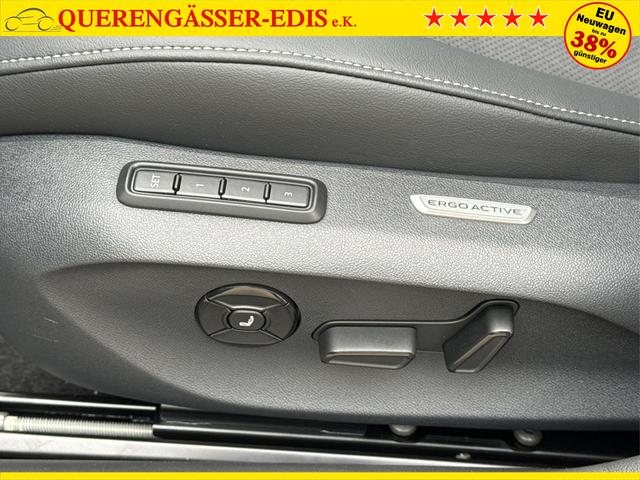 Volkswagen / Passat Variant / Grau / / / DSG+PANO+NAVI+MATRIX+360 KAM+MASSAGE+ACC+18 LM