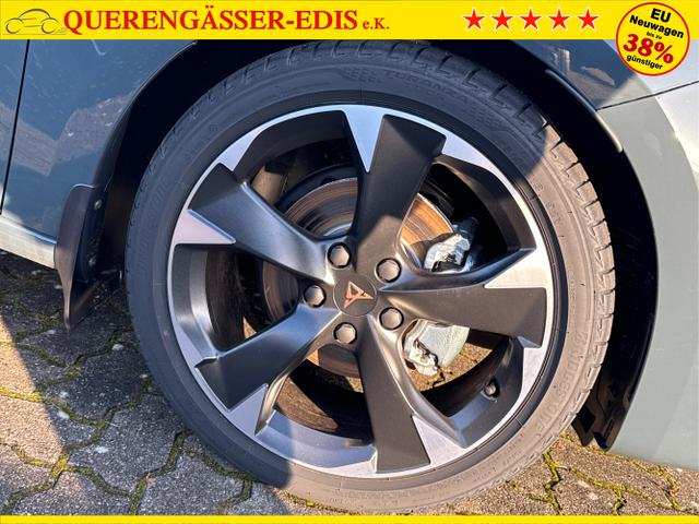 Cupra / Leon Sportstourer / Blau / / / ST eHK+KAMERA+SHZ+ACC+LED+18 LM+PDC