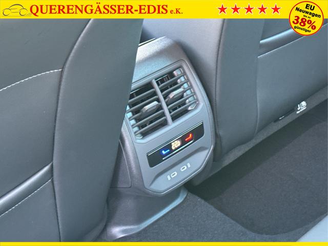 Cupra / Leon Sportstourer / Blau / / / ST eHK+KAMERA+SHZ+ACC+LED+18 LM+PDC