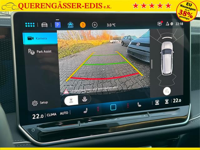 Volkswagen / Passat Variant / Schwarz / / / DSG+MASSAGE+NAVI+17 ALU+ACC+KAMERA+LED