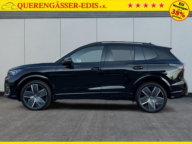 Volkswagen / Tiguan / Schwarz / / / 4 MOT+AHK+NAVI+PANORAMA+EL. HECK.+20 ALU
