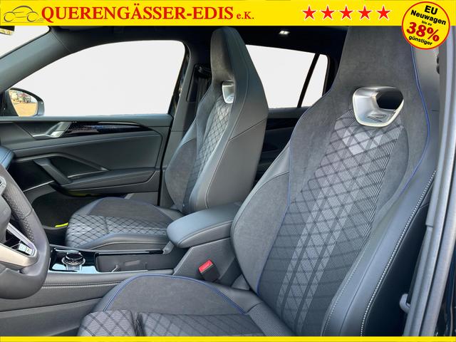 Volkswagen / Tiguan / Schwarz / / / 4 MOT+AHK+NAVI+PANORAMA+EL. HECK.+20 ALU