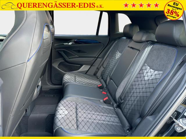 Volkswagen / Tiguan / Schwarz / / / 4 MOT+AHK+NAVI+PANORAMA+EL. HECK.+20 ALU