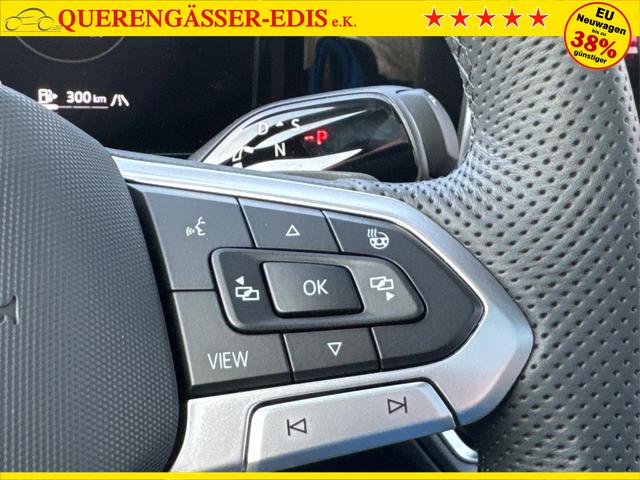 Volkswagen / Tiguan / Schwarz / / / 4 MOT+AHK+NAVI+PANORAMA+EL. HECK.+20 ALU