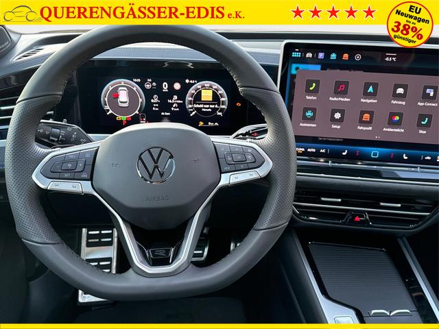 Volkswagen / Passat Variant / Schwarz / / / 4WD+PANO+AHK+HARMAN+NAVI+HUD+Matrix+ACC, Beispielbilder, ggf. teilweise mit Sonderausstattung