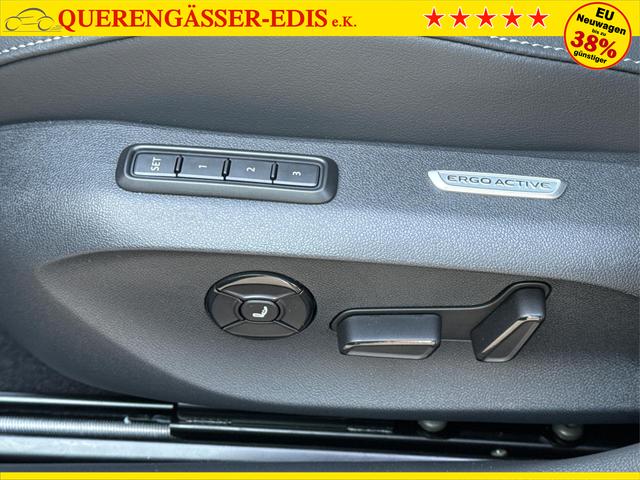 Volkswagen / Passat Variant / Schwarz / / / 4WD+PANO+AHK+HARMAN+NAVI+HUD+Matrix+ACC, Beispielbilder, ggf. teilweise mit Sonderausstattung