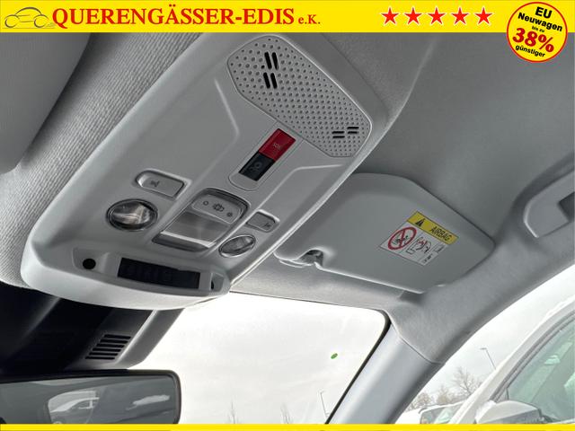 Peugeot / 208 / Grau / / / MAN6+SHZ+LED+PDC+TEMPOMAT