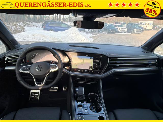 Volkswagen / Touareg / Schwarz / / / 4M+PANO+AHK+20LM+HUD+IQ.-MATRIX-LED, Beispielbilder, ggf. teilweise mit Sonderausstattung