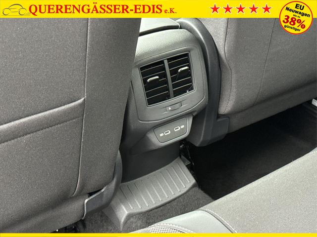 Volkswagen / T-Roc / / / / MATRIX LED+ KAMERA+ EL. HECKKL.+PDC+SHZ, Beispielbilder, ggf. teilweise mit Sonderausstattung