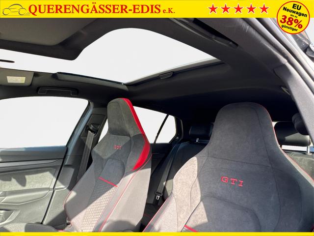 Volkswagen / Golf / / / / PANO+MATRIX+HUD+HARMAN+NAVI+360 KAMERA+19 LM, Beispielbilder, ggf. teilweise mit Sonderausstattung