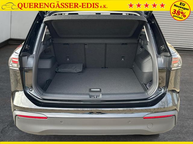 Volkswagen / Tiguan / Schwarz / / / (Life+) AHK+LED+ACC+KAMERA+el.HECKKL.+SHZ+18ALU