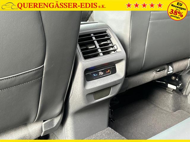 Volkswagen / Tiguan / Schwarz / / / (Life+) AHK+LED+ACC+KAMERA+el.HECKKL.+SHZ+18ALU