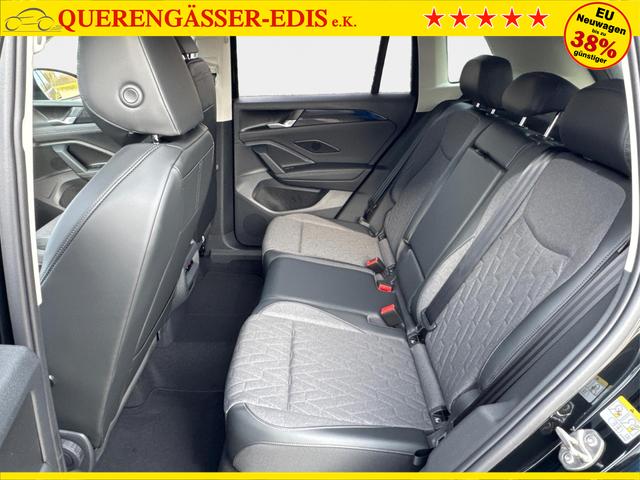 Volkswagen / Tiguan / Schwarz / / / (Life+) AHK+LED+ACC+KAMERA+el.HECKKL.+SHZ+18ALU