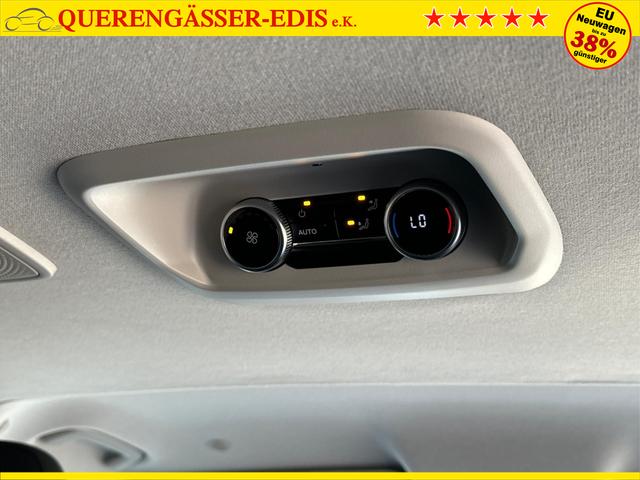 Volkswagen / T7 Caravelle / / / / LR+9 Sitze+AHK+KLIMAAUT.+KAMERA+PDC+LED