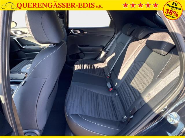 Kia / XCeed / Schwarz / / / ACC+SHZ+eHK+KAMERA+NAVI+LED+18 ALU
