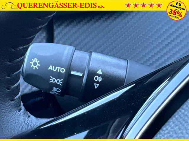 Peugeot / 208 / Grau / / / MAN6+SHZ+LED+PDC+TEMPOMAT