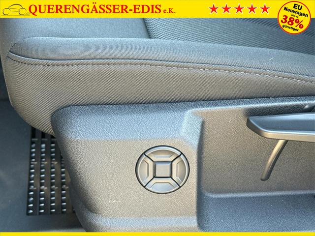 Audi / A3 Sportback / Schwarz / / / ACC+KAMERA+SHZ+LED+16LM+APP