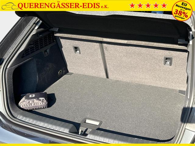 Audi / A3 Sportback / Grau / / / ACC+KAMERA+SHZ+LED+16LM+APP